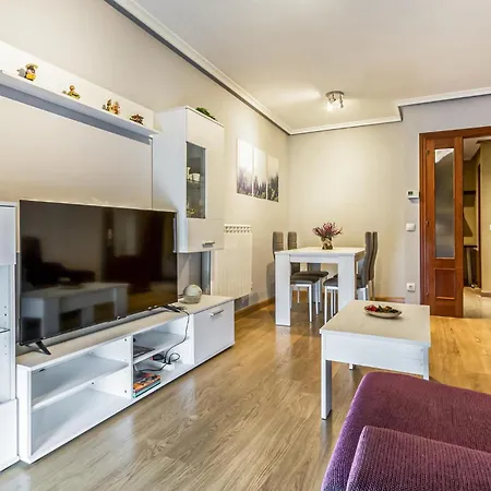 Lovely In Aviles With Kitchen * Raices Nuevo